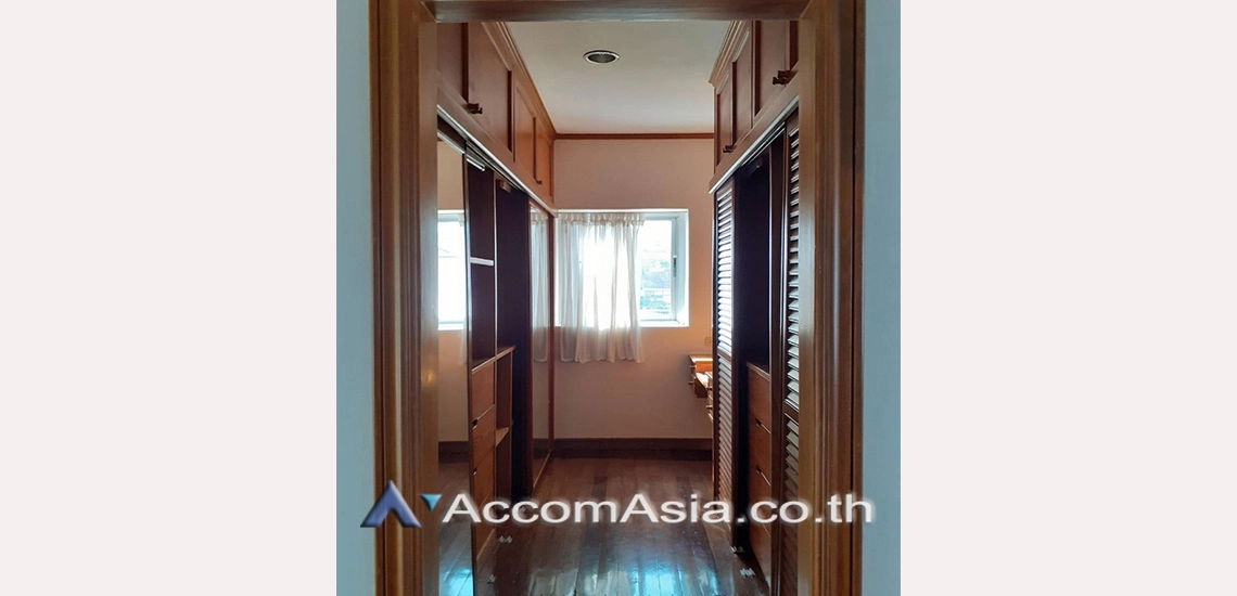 31  4 br House for rent and sale in Pattanakarn ,Bangkok BTS On Nut at Panya Pattanakarn Village 1815795