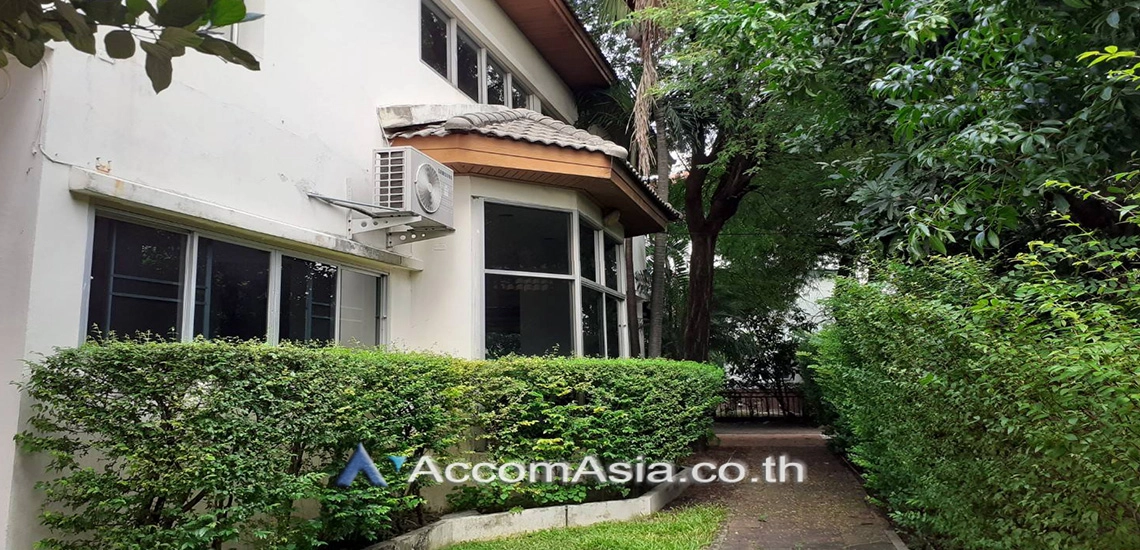 17  4 br House for rent and sale in Pattanakarn ,Bangkok BTS On Nut at Panya Pattanakarn Village 1815795