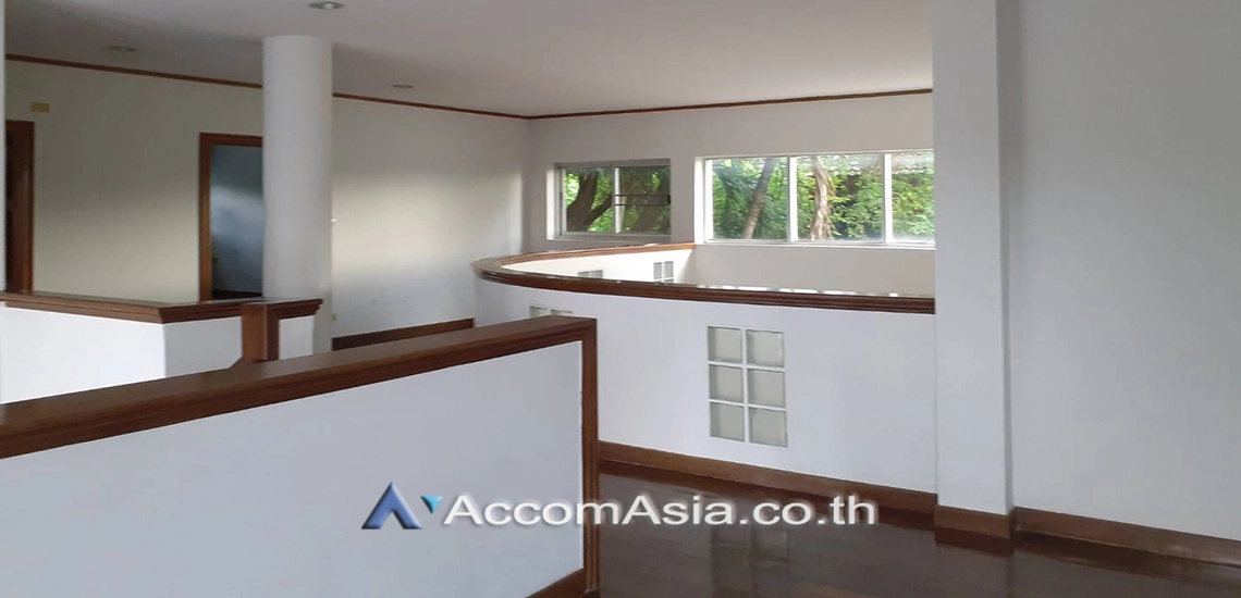 22  4 br House for rent and sale in Pattanakarn ,Bangkok BTS On Nut at Panya Pattanakarn Village 1815795