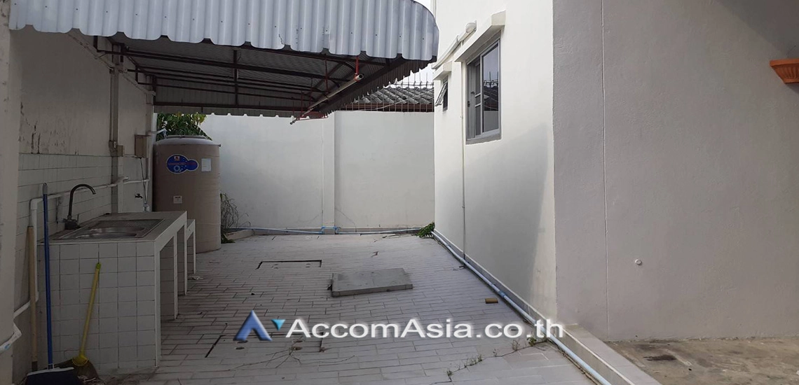 34  4 br House for rent and sale in Pattanakarn ,Bangkok BTS On Nut at Panya Pattanakarn Village 1815795