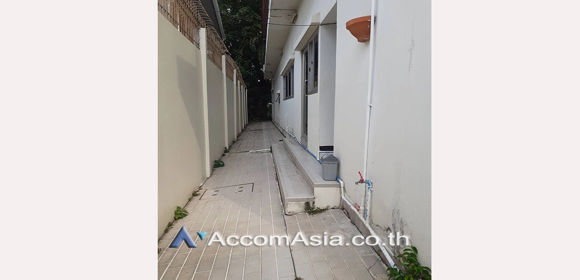 33  4 br House for rent and sale in Pattanakarn ,Bangkok BTS On Nut at Panya Pattanakarn Village 1815795