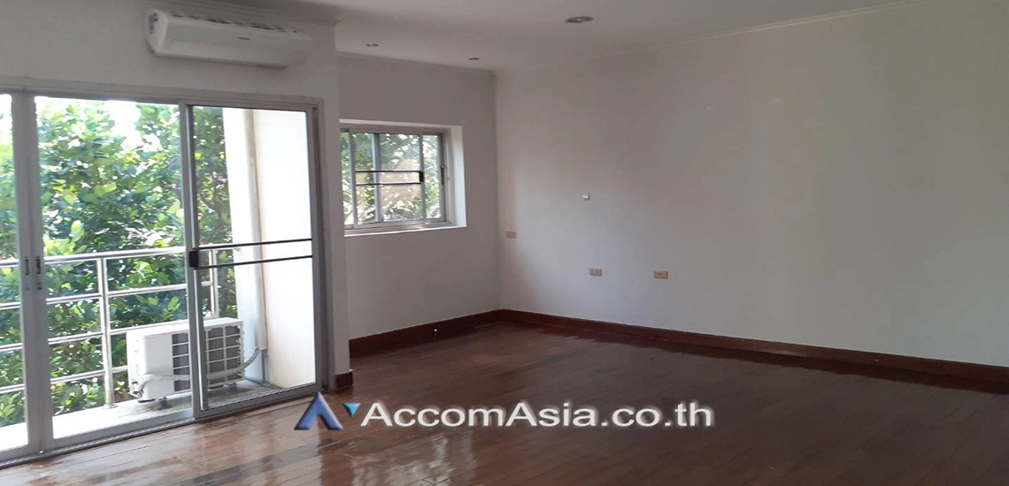 24  4 br House for rent and sale in Pattanakarn ,Bangkok BTS On Nut at Panya Pattanakarn Village 1815795