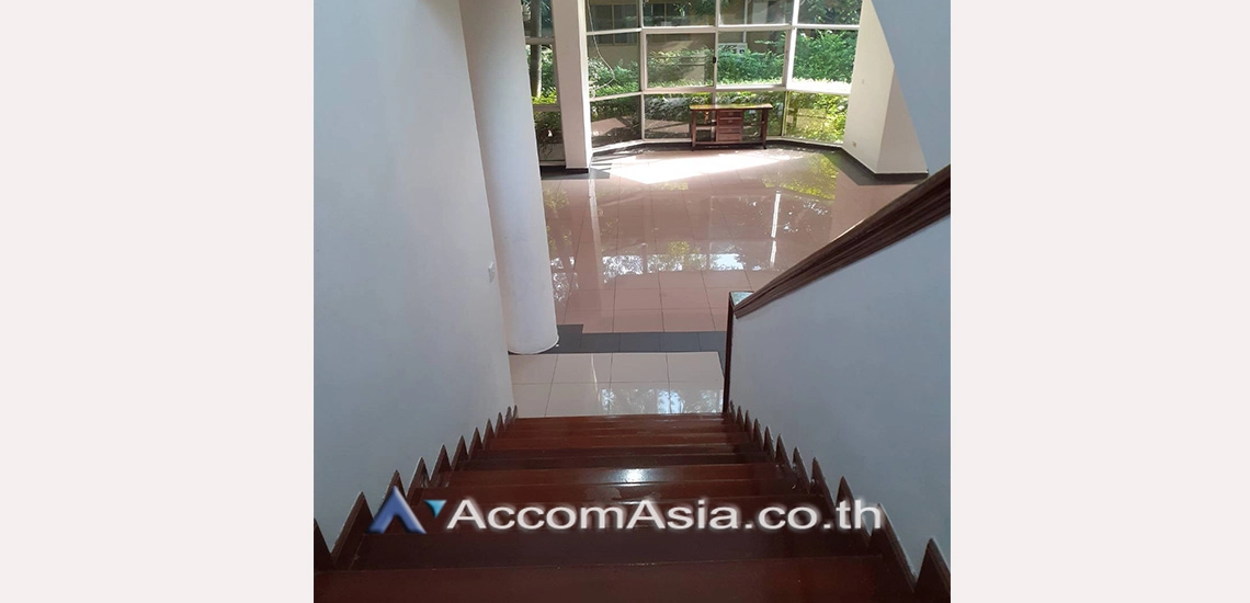 26  4 br House for rent and sale in Pattanakarn ,Bangkok BTS On Nut at Panya Pattanakarn Village 1815795