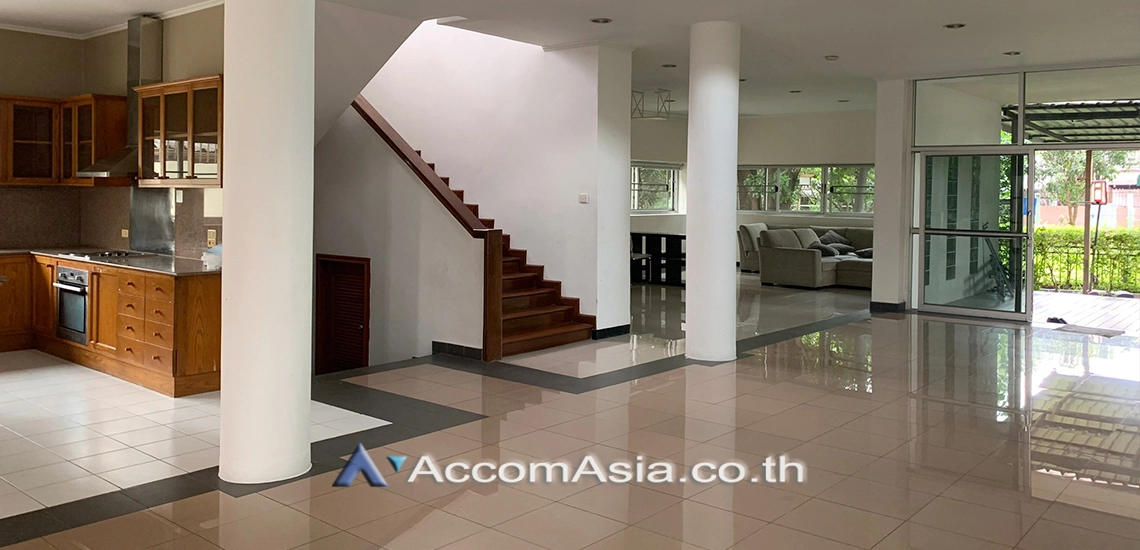 7  4 br House for rent and sale in Pattanakarn ,Bangkok BTS On Nut at Panya Pattanakarn Village 1815795