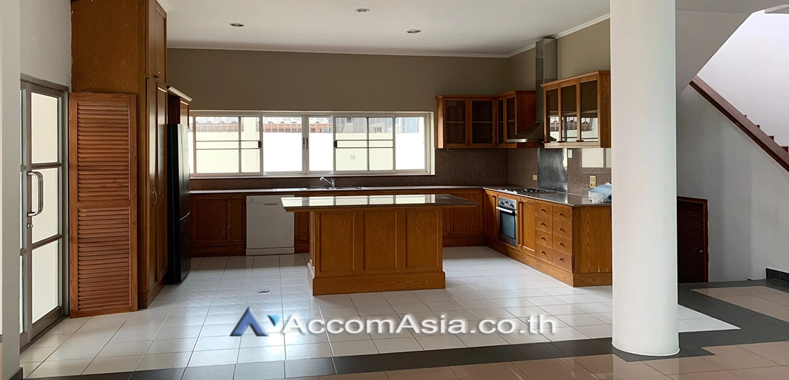 11  4 br House for rent and sale in Pattanakarn ,Bangkok BTS On Nut at Panya Pattanakarn Village 1815795