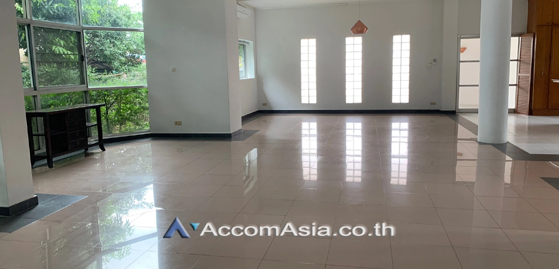  1  4 br House for rent and sale in Pattanakarn ,Bangkok BTS On Nut at Panya Pattanakarn Village 1815795