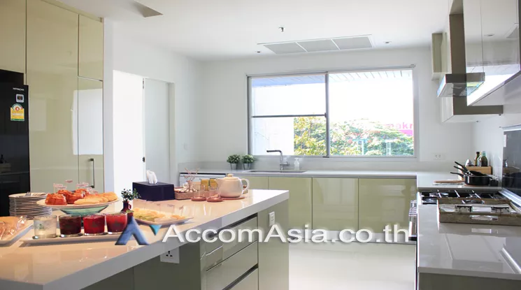 4  4 br Apartment For Rent in Sathorn ,Bangkok BTS Chong Nonsi at The Contemporary Living 1415805