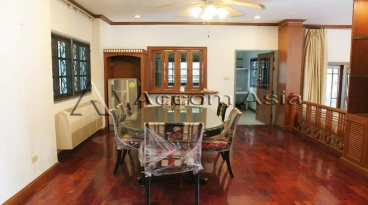  1  5 br House For Rent in Pattanakarn ,Bangkok BTS On Nut at Panya Pattanakarn Village 1815812