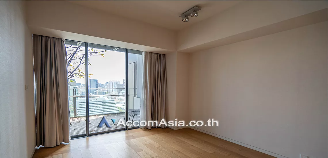  2 Bedrooms  Condominium For Sale in Sathorn, Bangkok  near BTS Chong Nonsi - MRT Lumphini (1515827)