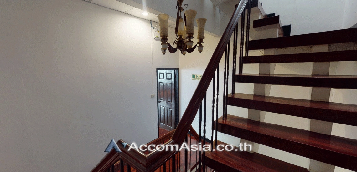 5  10 br House for rent and sale in Sukhumvit ,Bangkok BTS Phrom Phong 110121
