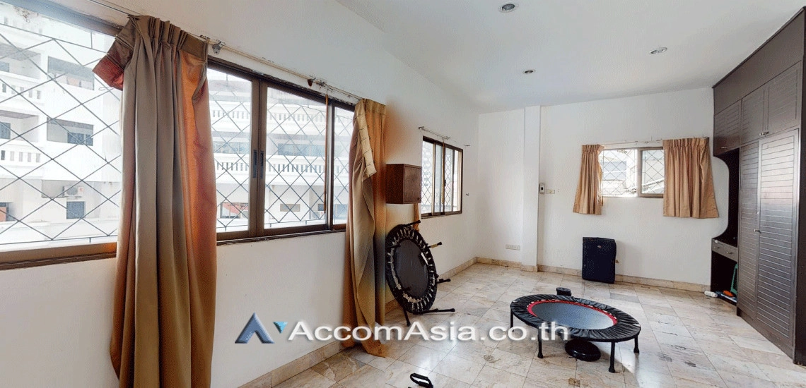8  10 br House for rent and sale in Sukhumvit ,Bangkok BTS Phrom Phong 110121