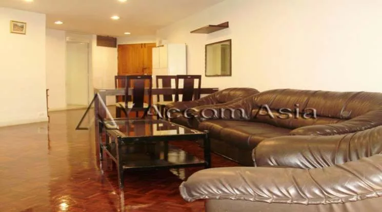 unit 3 Bedrooms  Condominium For Rent in Sukhumvit, Bangkok  near BTS Ekkamai (1515890)