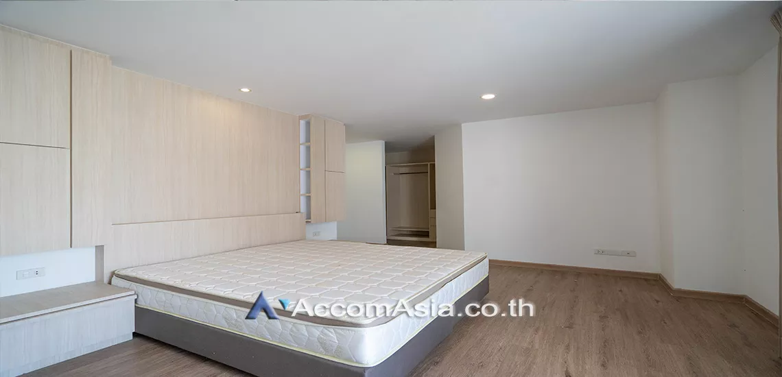 11  4 br Condominium For Rent in Sukhumvit ,Bangkok BTS Nana at Inter Tower 1515899
