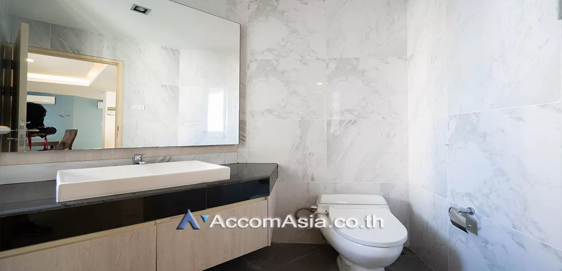 13  4 br Condominium For Rent in Sukhumvit ,Bangkok BTS Nana at Inter Tower 1515899