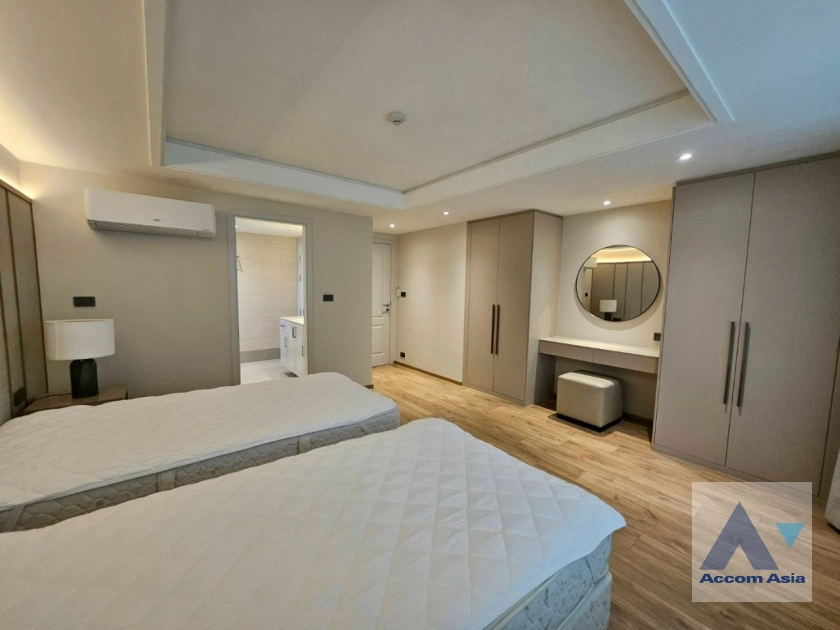 27  3 br Apartment For Rent in Sukhumvit ,Bangkok BTS Ekkamai at Classic contemporary 1415906