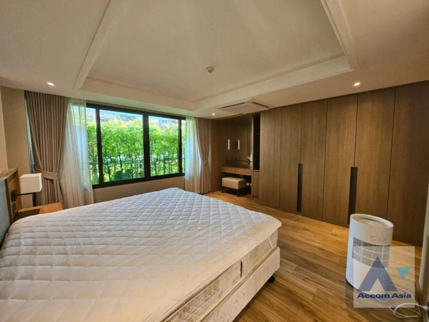 19  3 br Apartment For Rent in Sukhumvit ,Bangkok BTS Ekkamai at Classic contemporary 1415906