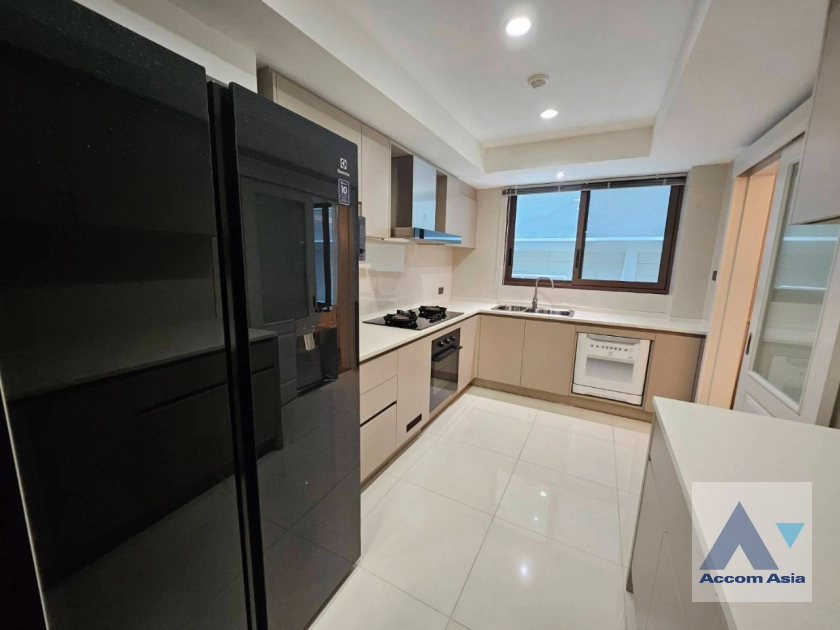 12  3 br Apartment For Rent in Sukhumvit ,Bangkok BTS Ekkamai at Classic contemporary 1415906