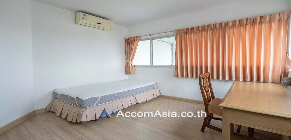 6  2 br Apartment For Rent in Sukhumvit ,Bangkok BTS Asok - MRT Sukhumvit at Private and Peaceful 1415925