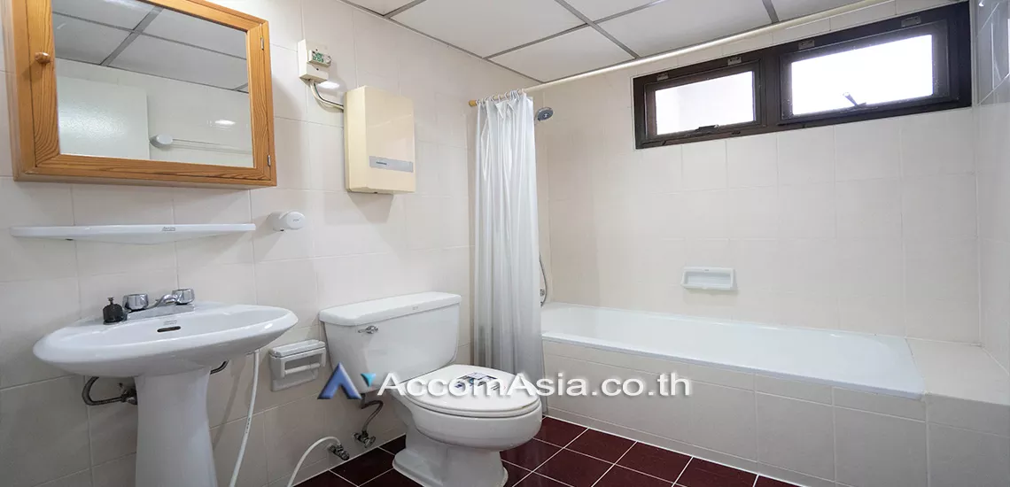 8  2 br Apartment For Rent in Sukhumvit ,Bangkok BTS Nana at Comfort high rise 1415928