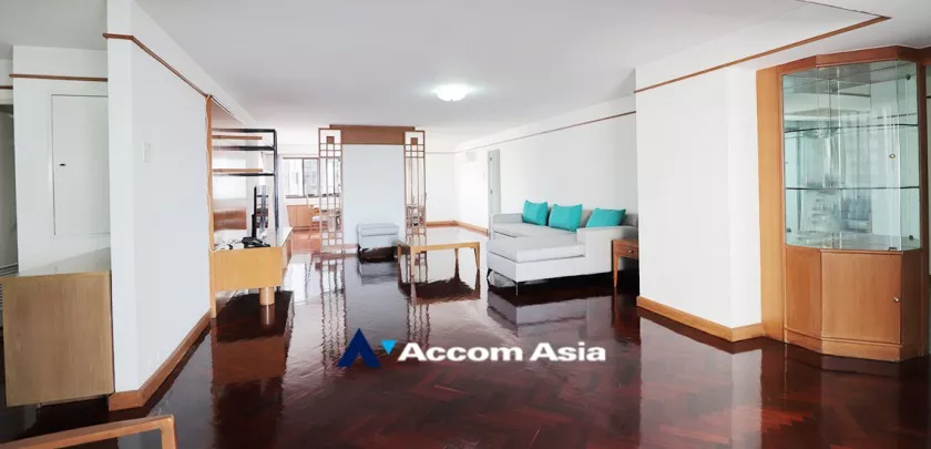 Pet friendly |  3 Bedrooms  Apartment For Rent in Sukhumvit, Bangkok  near BTS Nana (1415929)