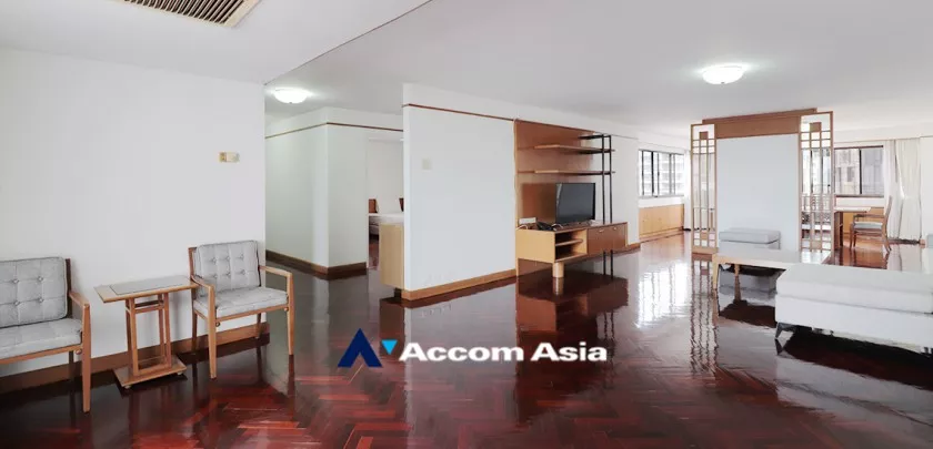  1  3 br Apartment For Rent in Sukhumvit ,Bangkok BTS Nana at Comfort high rise 1415929