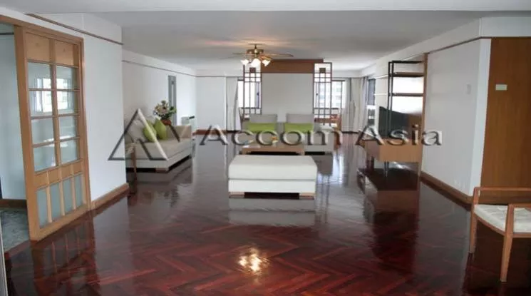  Comfort high rise Apartment  3 Bedroom for Rent BTS Nana in Sukhumvit Bangkok
