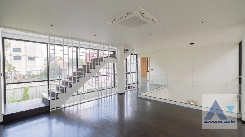 24  5 br House For Rent in Sukhumvit ,Bangkok BTS Phrom Phong 1715937