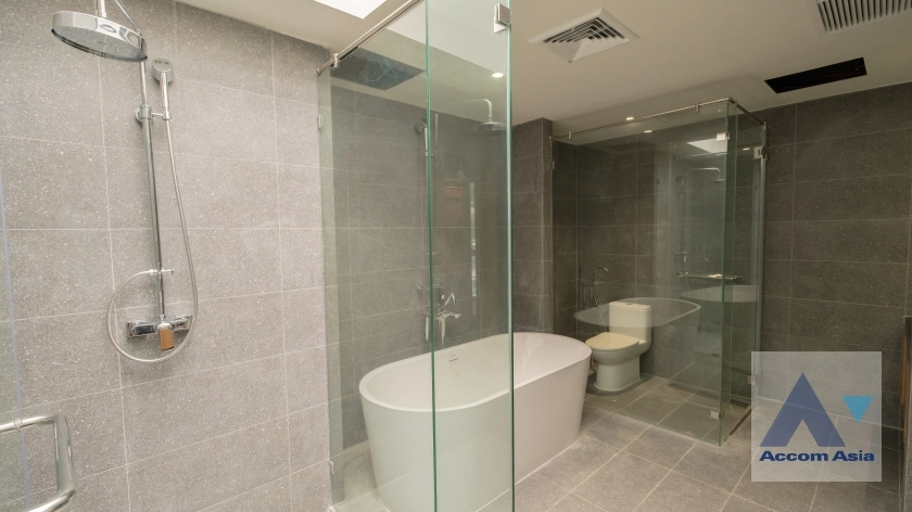 30  5 br House For Rent in Sukhumvit ,Bangkok BTS Phrom Phong 1715937