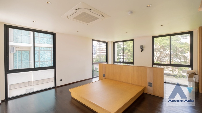 57  5 br House For Rent in Sukhumvit ,Bangkok BTS Phrom Phong 1715937