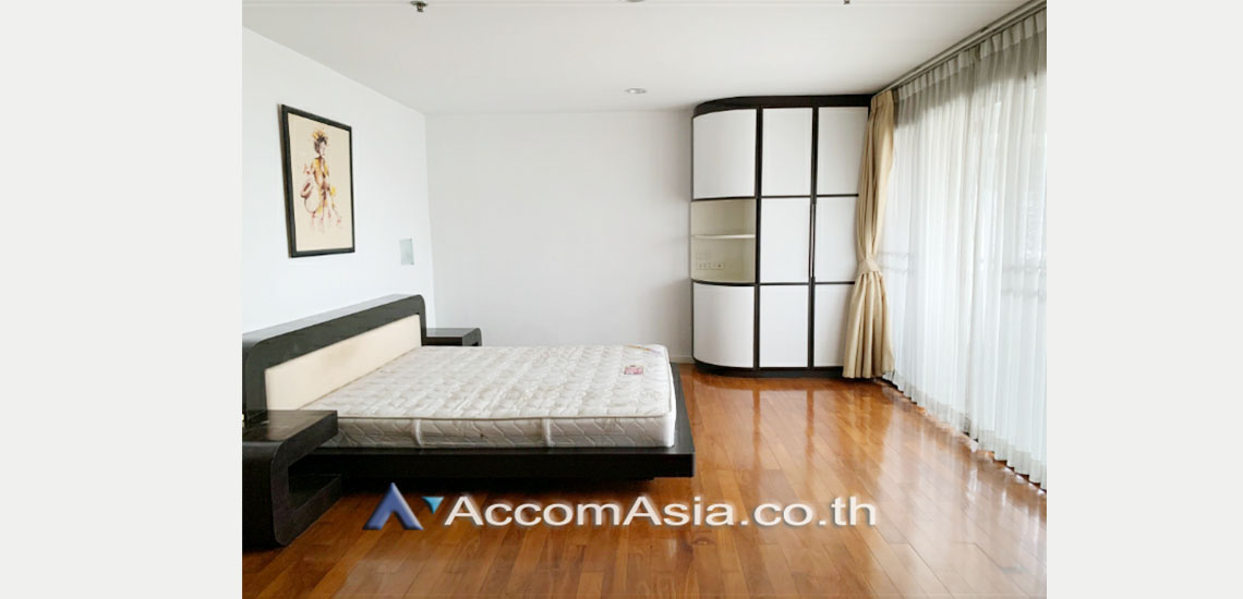Duplex Condo, Pet friendly |  3 Bedrooms  Condominium For Rent in Sukhumvit, Bangkok  near MRT Phetchaburi (1515952)