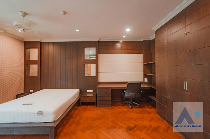 18  4 br Apartment for rent and sale in Sukhumvit ,Bangkok BTS Asok - MRT Phetchaburi at High rise building 1415954