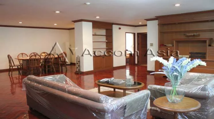  2 Bedrooms  Apartment For Rent in Sukhumvit, Bangkok  near BTS Asok - MRT Phetchaburi (1415956)