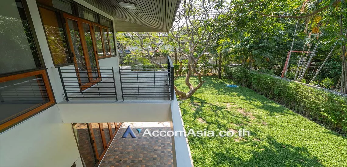 5  3 br House For Rent in Sathorn ,Bangkok BTS Chong Nonsi at Peaceful Compound 1915971