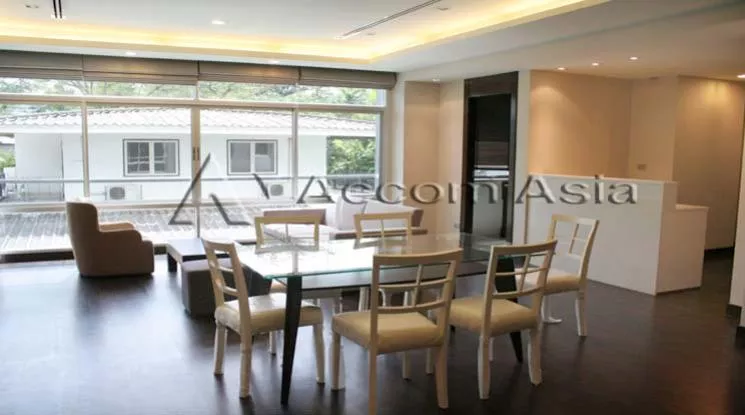 unitPet friendly |  3 Bedrooms  Apartment For Rent in Sathorn, Bangkok  near BRT Thanon Chan (1415973)