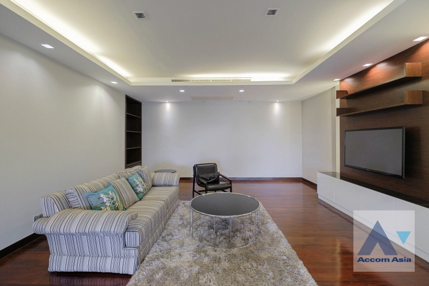 Pet friendly |  2 Bedrooms  Apartment For Rent in Sathorn, Bangkok  near BRT Thanon Chan (1415974)