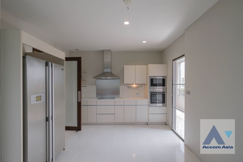 8  2 br Apartment For Rent in Sathorn ,Bangkok BRT Thanon Chan at Low Rise Residence 1415974