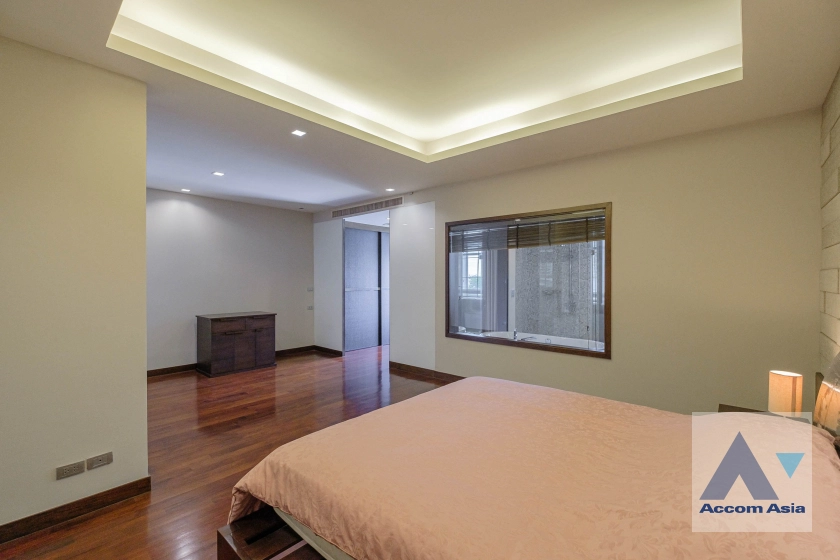 14  2 br Apartment For Rent in Sathorn ,Bangkok BRT Thanon Chan at Low Rise Residence 1415974