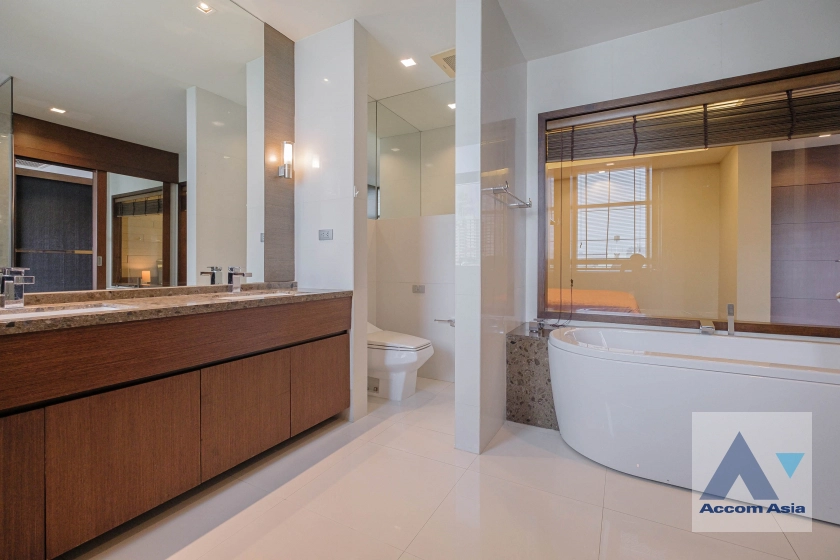 18  2 br Apartment For Rent in Sathorn ,Bangkok BRT Thanon Chan at Low Rise Residence 1415974