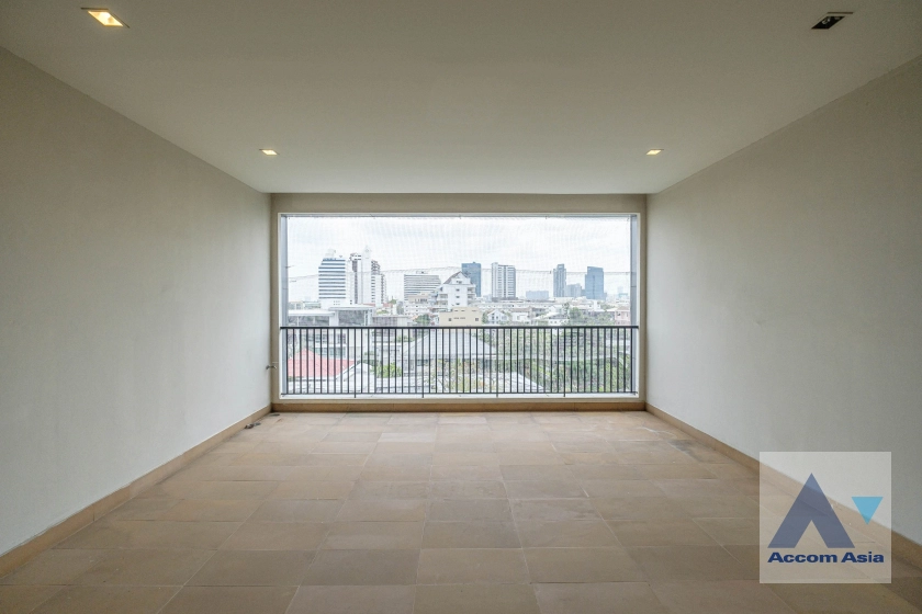 9  4 br Apartment For Rent in Sathorn ,Bangkok BRT Thanon Chan at Low Rise Residence 1415975