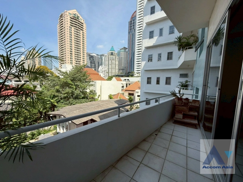 15  2 br Apartment For Rent in Sathorn ,Bangkok BTS Chong Nonsi at Low Rised Building 1416001