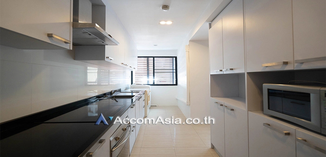 Pet friendly |  2 Bedrooms  Apartment For Rent in Sukhumvit, Bangkok  near BTS Thong Lo (1416018)