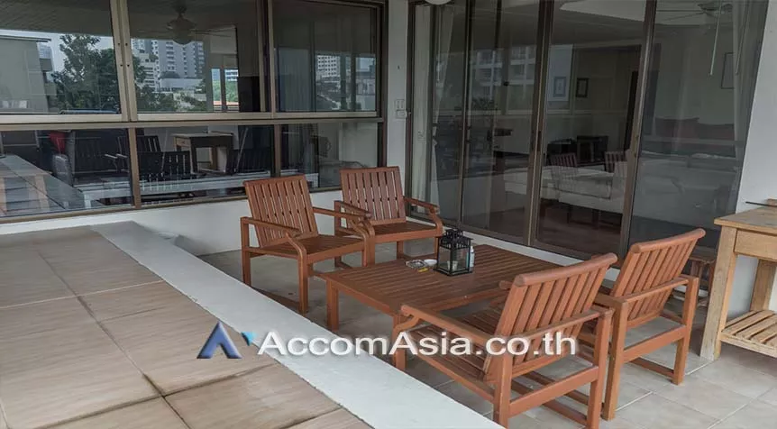 Huge Terrace, Pet friendly |  3 Bedrooms  Apartment For Rent in Sukhumvit, Bangkok  near BTS Phrom Phong (1416019)