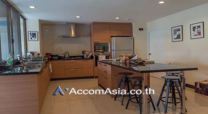 5  3 br Apartment For Rent in Sukhumvit ,Bangkok BTS Phrom Phong at A whole floor residence 1416019