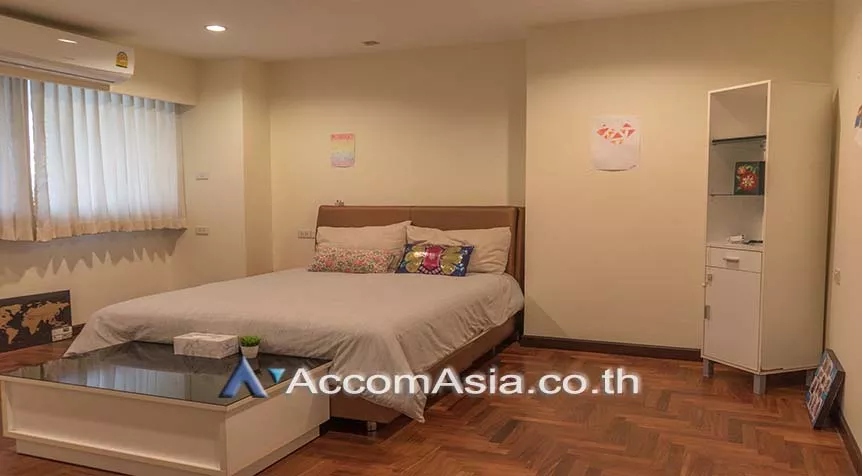8  3 br Apartment For Rent in Sukhumvit ,Bangkok BTS Phrom Phong at A whole floor residence 1416019