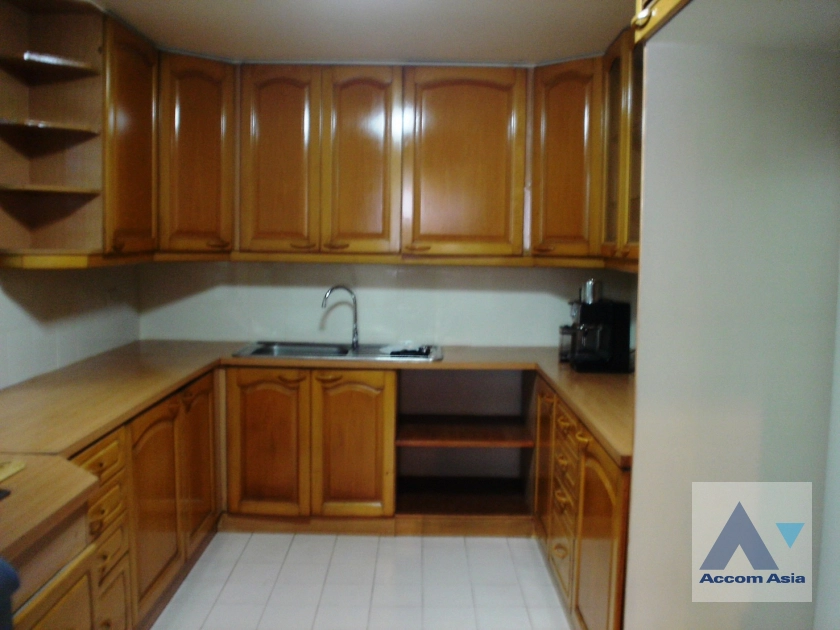 8  3 br Townhouse For Sale in Sukhumvit ,Bangkok BTS Thong Lo 1716036