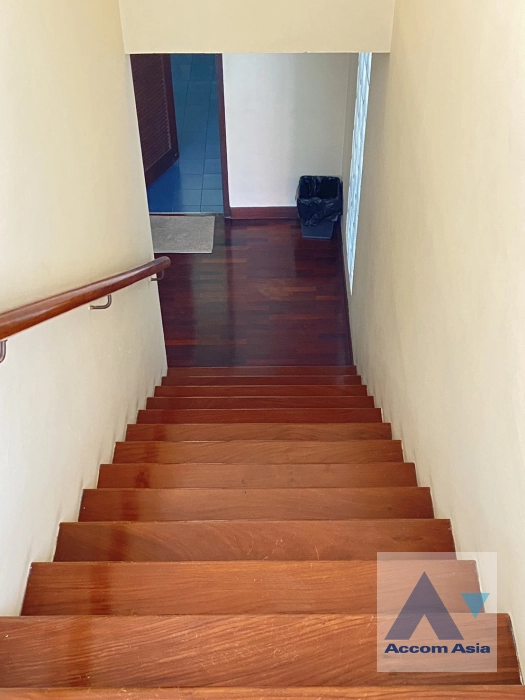 11  3 br Townhouse For Sale in Sukhumvit ,Bangkok BTS Thong Lo 1716036