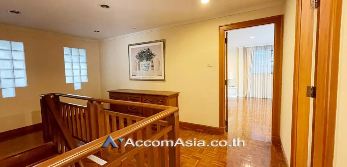 11  2 br Apartment For Rent in Sukhumvit ,Bangkok BTS Ekkamai at Classic contemporary 1816054