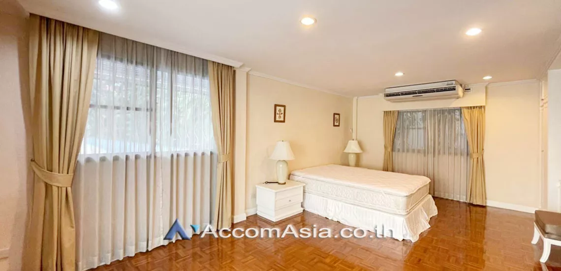 5  2 br Apartment For Rent in Sukhumvit ,Bangkok BTS Ekkamai at Classic contemporary 1816054