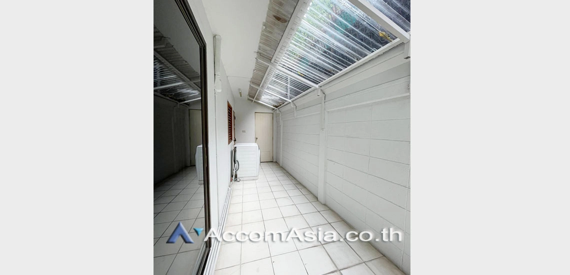 18  2 br Apartment for rent and sale in Sukhumvit ,Bangkok BTS Ekkamai at Classic contemporary 1816054