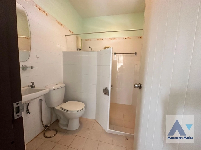 17  3 br House For Rent in Sukhumvit ,Bangkok BTS Thong Lo 2516060